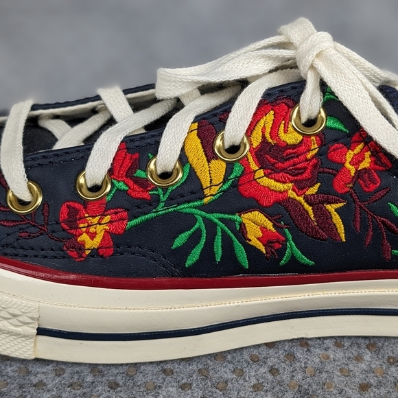 Converse Leather Parkway Embroidered Floral LT in Navy, Sz 6 - Picture 5 of 12